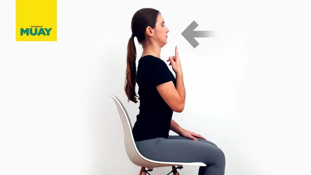 Zatlačenie brady v sede – jednoduchý cvik pre zdravý krk