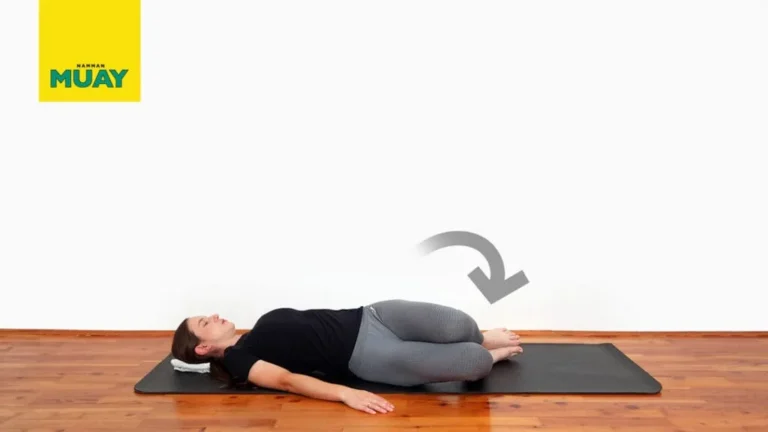 Rotácia trupu v ľahu na uvoľnenie chrbtice